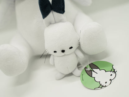 ドコうさぬいぐるみキーホルダー