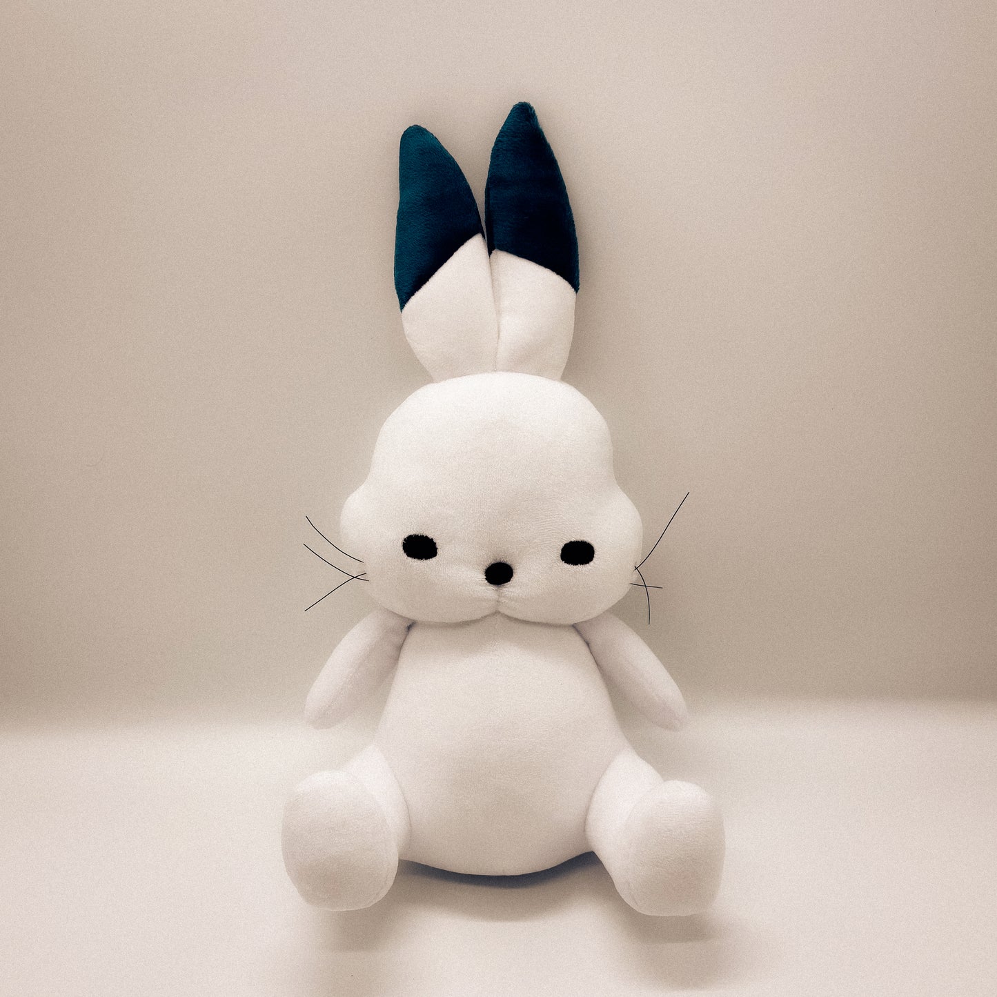 ドコうさぬいぐるみ